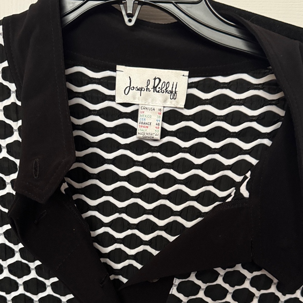 Joseph Ribkoff Monochrome Patterned Blazer - Picture 3 of 8